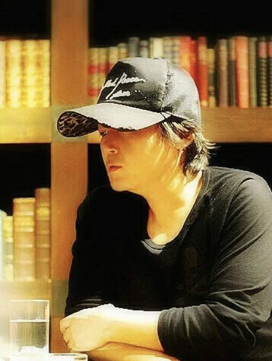 Tetsuya Nomura is as of now 50 years old! He doesn\t even look like it Happy birthday, you madman   