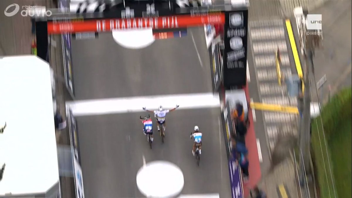 Le Gruppetto tweet media