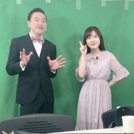 creative_party_'s tweet photo. 弊社では撮影現場へのモデル・俳優のキャスティングも行っております。
撮影終了後、オフショット撮影をしようとしたらグリーンバックでの記念撮影をさせていただいたようです。
制作会社さん優しい♪
#CREATIVEPARTY
#広告代理店
#キャスティング
#YouTube撮影
#映像制作
#映像クリエイター https://t.co/ltUJknybjP