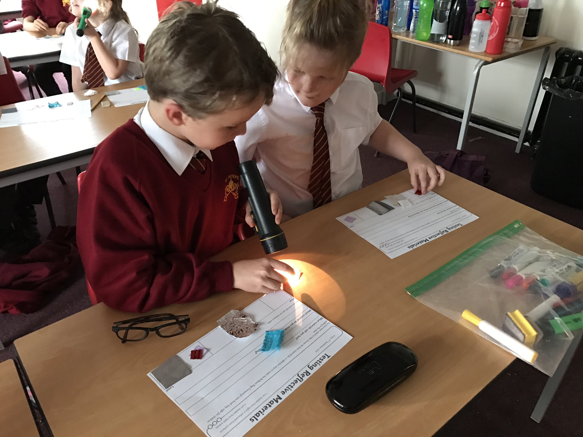 St Peter&rsquo;s Primary on X: &ldquo;Year 3 investigated reflective materials 