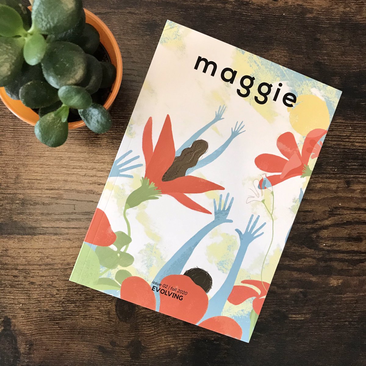 inklingpub's tweet photo. So grateful to be Maggiezine’s cover artist for their second issue. Such a beautiful Toronto feminist magazine. #torontomagazine #toronto #illustrationart https://t.co/UQFugLqxES