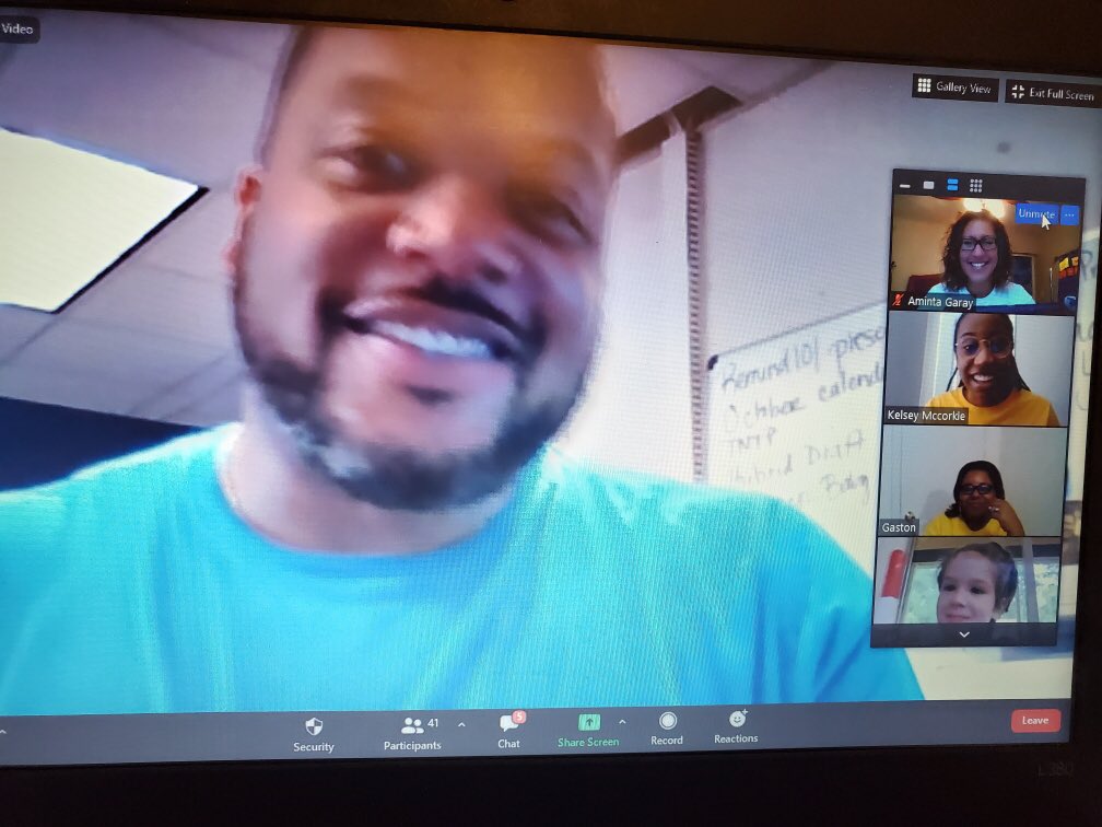 Educational Community Helpers day 👩🏽‍🏫!! We got to hear from our Principal <a href="/docdrewlovett/">Andrew Lovett Jr., Ph. D.</a> about roles and responsibilities of being the leader of a school! Thanks for joining our kinder scholars today 🤗! <a href="/AKhan_EdS/">Aiesha Khan</a> @BenteenGATE @apslat @SoontobeEdD <a href="/APSBenteen/">Benteen Elementary</a> <a href="/BKindersRock/">Benteen's Kinder</a>