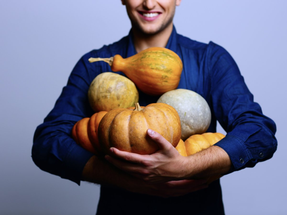 VCUHealth's tweet photo. Beyond its delicious taste, pumpkins are linked to many nutritional benefits. With cold and flu season around the corner, take advantage of the plentiful pumpkin to give your immune system a boost. Read more: https://t.co/kkmabJcBi4 https://t.co/nhqhWILgkG