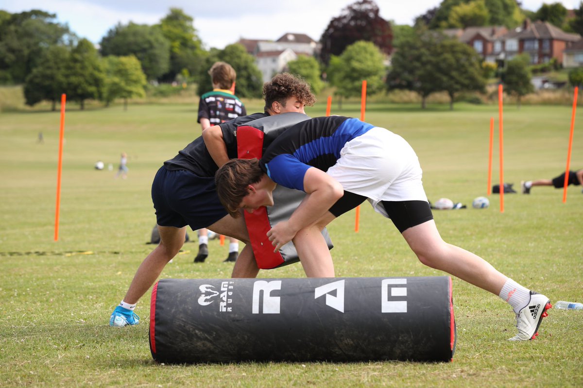 jkrugbycoaching's tweet image. October Half-Term 🏉 camp is fast approaching 🔜☑️.

All ages and abilities welcome. Maximum of 20 players per session. 

🚨 Book your places now 🚨 

@dw_age 
#funenvironment #trythings #skilldevelopment #playercentred #headsuprugby #letthemplay #jkrugbycoachingandmentoring