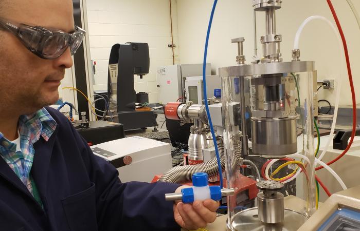 ORNL's tweet photo. Four ORNL technologies win @RD100Awards. 👏 

🏆 🏆 🏆 🏆 

Read about this year's recipients ➡️ https://t.co/h04gFFWxzE https://t.co/GS2kQrZuSU