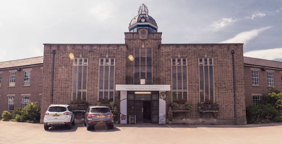 MarketingDerby's tweet photo. The #museum of #Bondholder @RoyalCrownDerby is being reopened, with a free new #exhibition sharing stories behind its collections

Extensive collections and #archives available to view by booking a premium tour (£10 per person) - for enquires email ewoledge@royalcrownderby.co.uk https://t.co/xGDeUxgL1t