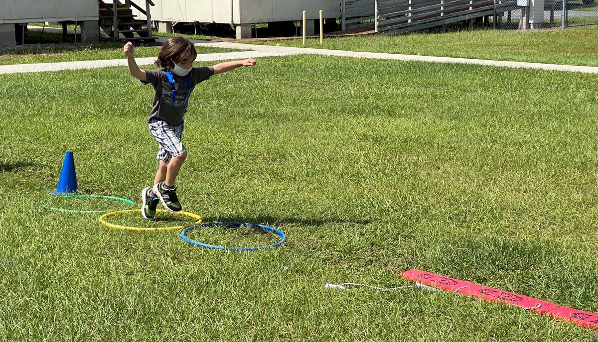 charitycorneli1's tweet photo. @SWETornadoes Kindergartners can jump, balance and leap through their #MiniNinja course! @MCPSWellnessPE @WymanHeather #ImaFANswe https://t.co/WXKqSn3piM