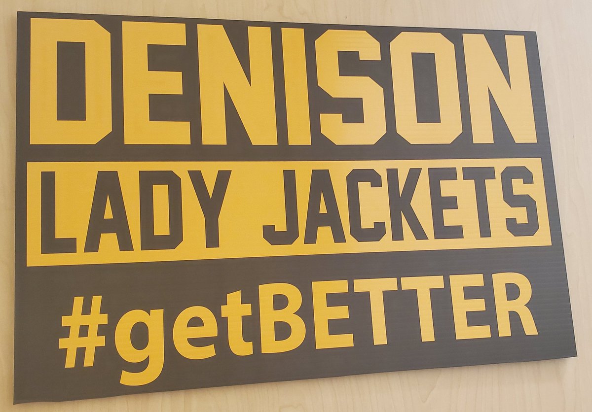 CoachWafer's tweet photo. Wednesday AKA #ShareDAY I absolutely love when we have a whole squad together 😊💯🏀 #LJB #getBETTER #IGTBAYJ @LJB_denison @lady_dhs https://t.co/5eRL7riT1d