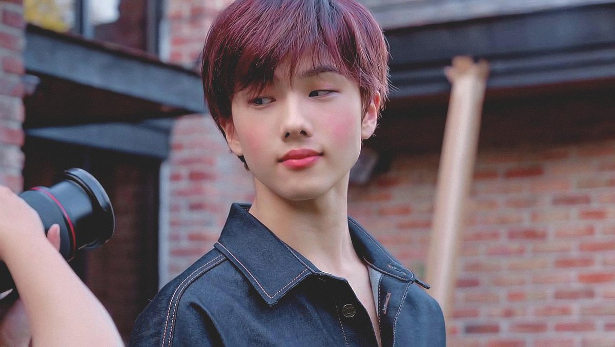O2xO2O5's tweet photo. #지성
#jisung https://t.co/q4biMGXeW5