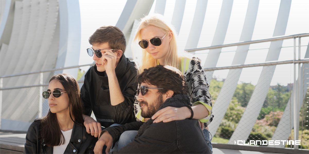 Clandestine tweet media