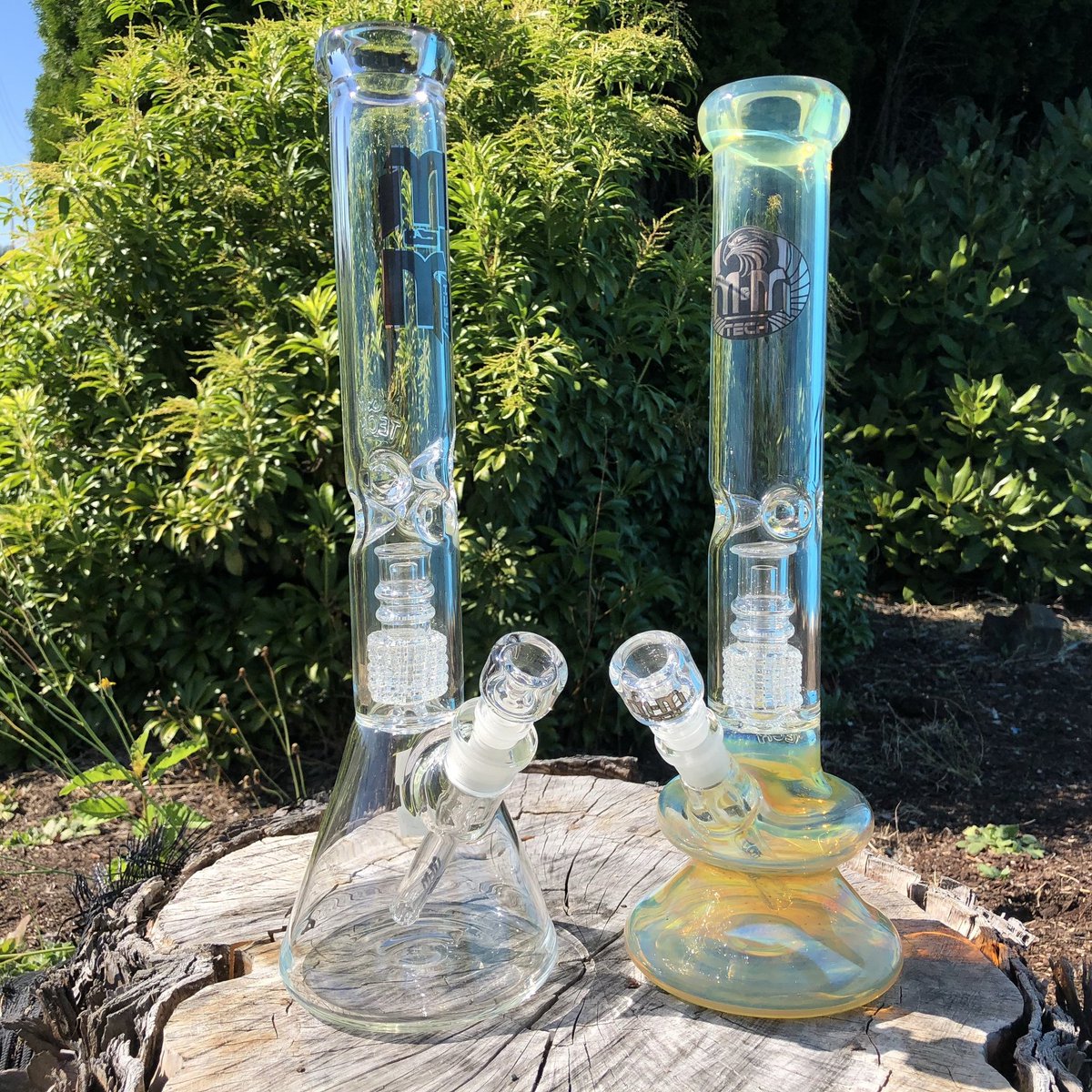 smokinjs.com/products/the-t…

The Tank Ice Perc Waterpipe

#WaterPipe #SmokinJs #IAmCannabis #IcePerc #TheTank #StonerFam 
#Bong #Weedsday #420Life #HighSociety #THC #MMJ #SmokeSesh #CannabisCulture #HitsFromTheBong #High 
#EverythingForYourSmokinLifestyle 🌱