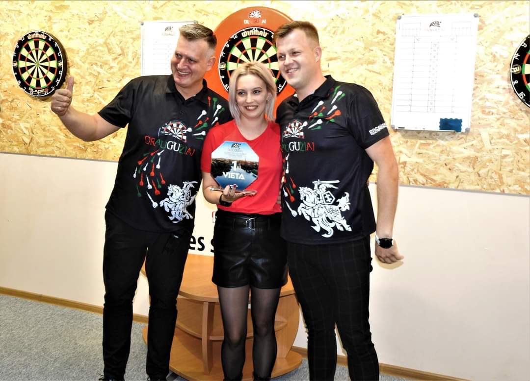 LT_Darts's tweet photo. Women power at Šilalė🎯🇱🇹

The grand opening on saturday of the new darts club at Šilalė "Draugužiai" featured a tournament with 35 participants.

Sandra Rimkevičiūtė was the woman who left all other men and women behind her to claim victory 🏆

Congratulations to all involved🎉 https://t.co/UB2fvM5aiH
