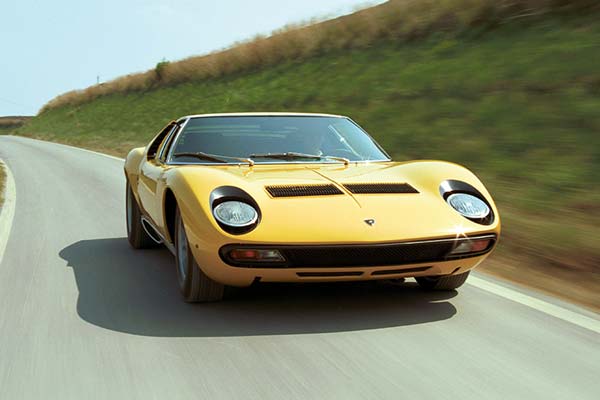 9/20Lamborghini Miura SV.One of the best looking lambo's  #Lamborghini  #miura  #top20  #cars  #lists  #italian