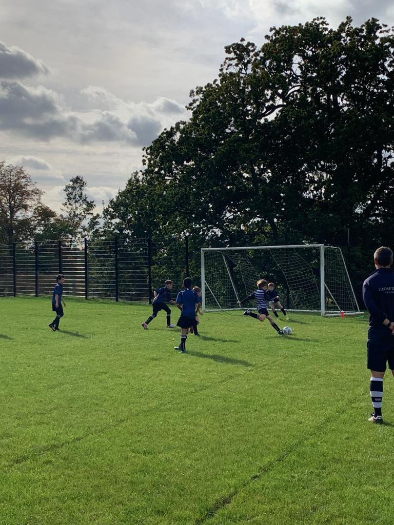 CrosfieldsSport's tweet photo. As we are unable to play fixtures at the moment, we’ve set up inter-year group hockey and football leagues instead. Check out the Year 6s in action on our stunning newly opened lower fields ⚽️ 🥅 #TeamCrosfields #CrosfieldsSport #CrosfieldsSchool #RdgUK #Woky https://t.co/wz9oOeiGAD