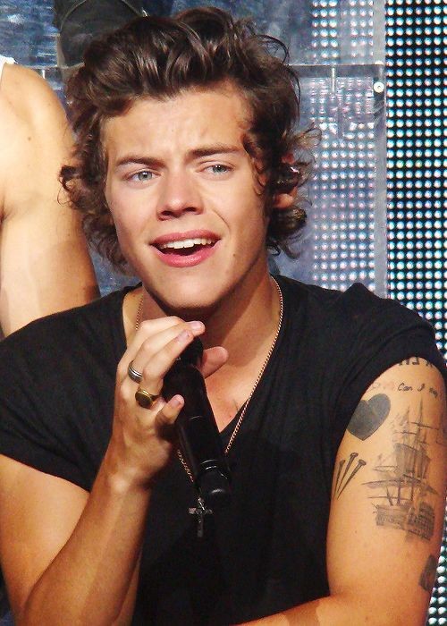 Louis Tomlinson & Harry Styles, frat boy era; a thread