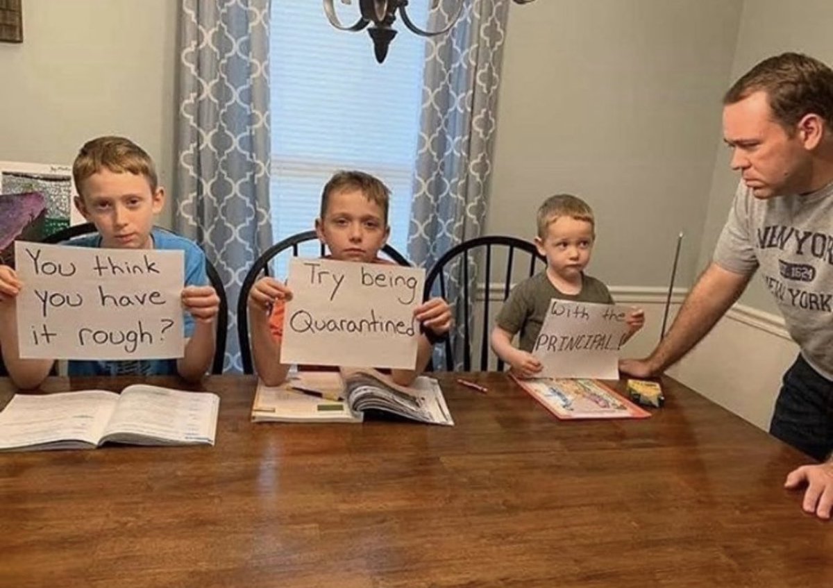 JohnLegere's tweet image. Omg I found this post priceless :)) look at their faces 😳