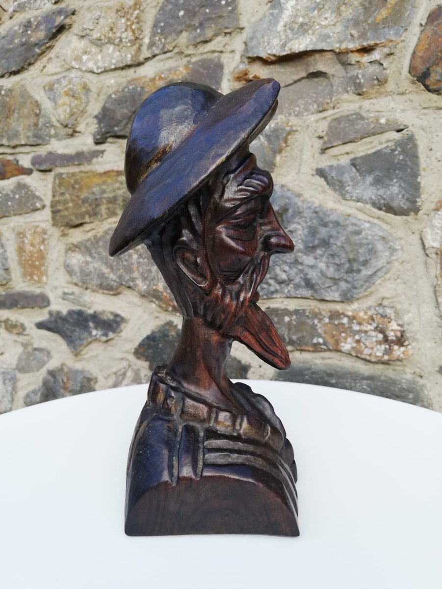 CottageCurios's tweet photo. A rare find, German Black Forest hand carved wooden bust of Don Quixote. DM for enquiries. https://t.co/mBMoeLcYqB