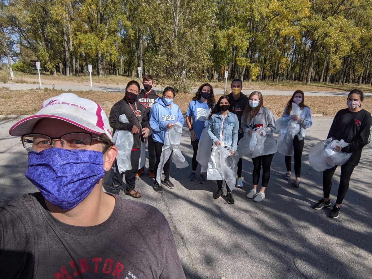 Future Leaders cleaning up the beach on a beautiful Wednesday afternoon!