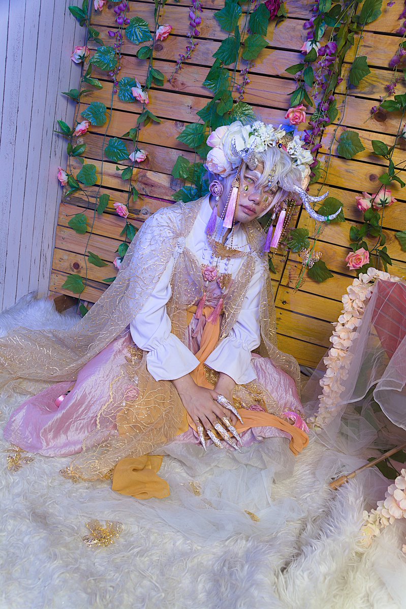 dejikodaioh's tweet photo. Spirit
“The most wasted of all days is one without laughter.”
By https://t.co/gYODkZ9adD
CN: Ojan
#originalcosplay #spirit #dejikodaioh #ojan #coslay #コスプレ #コスプレイヤー https://t.co/yvsYrYSJVm