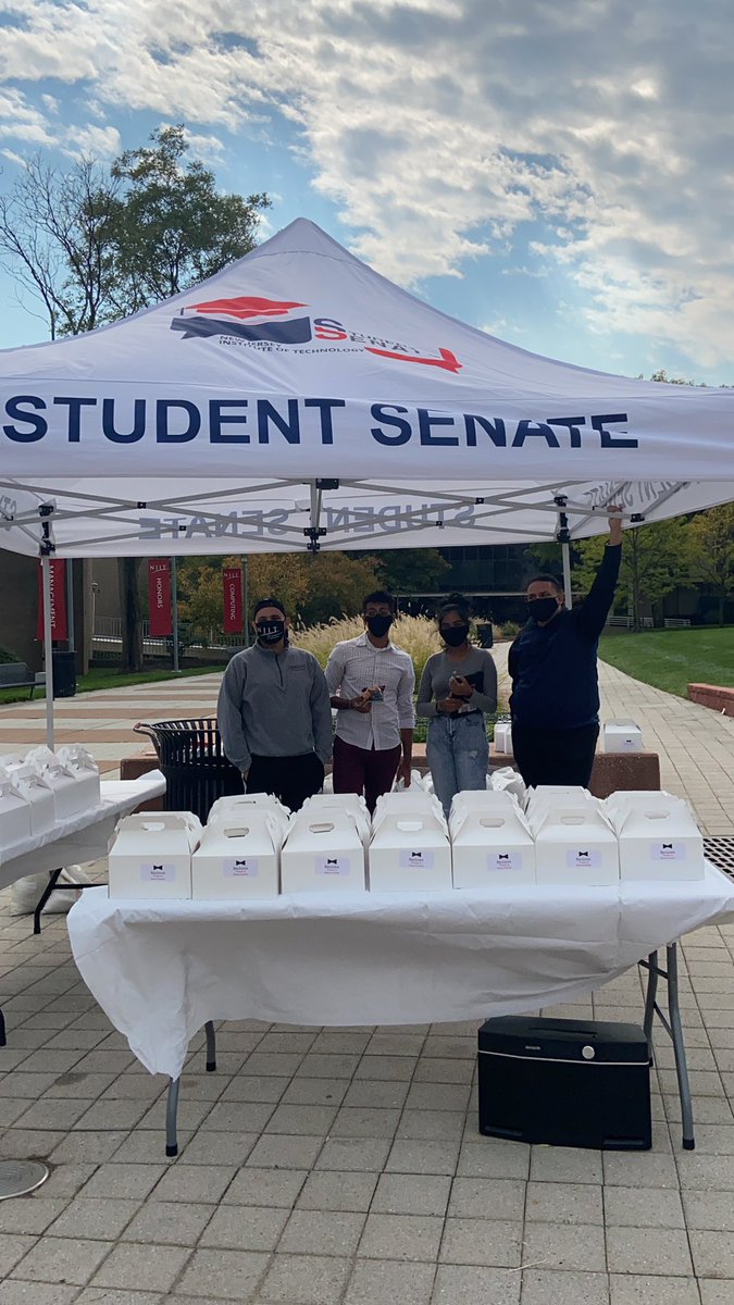 Come grab free Lunch!! Located near the upper green behind the campus center!