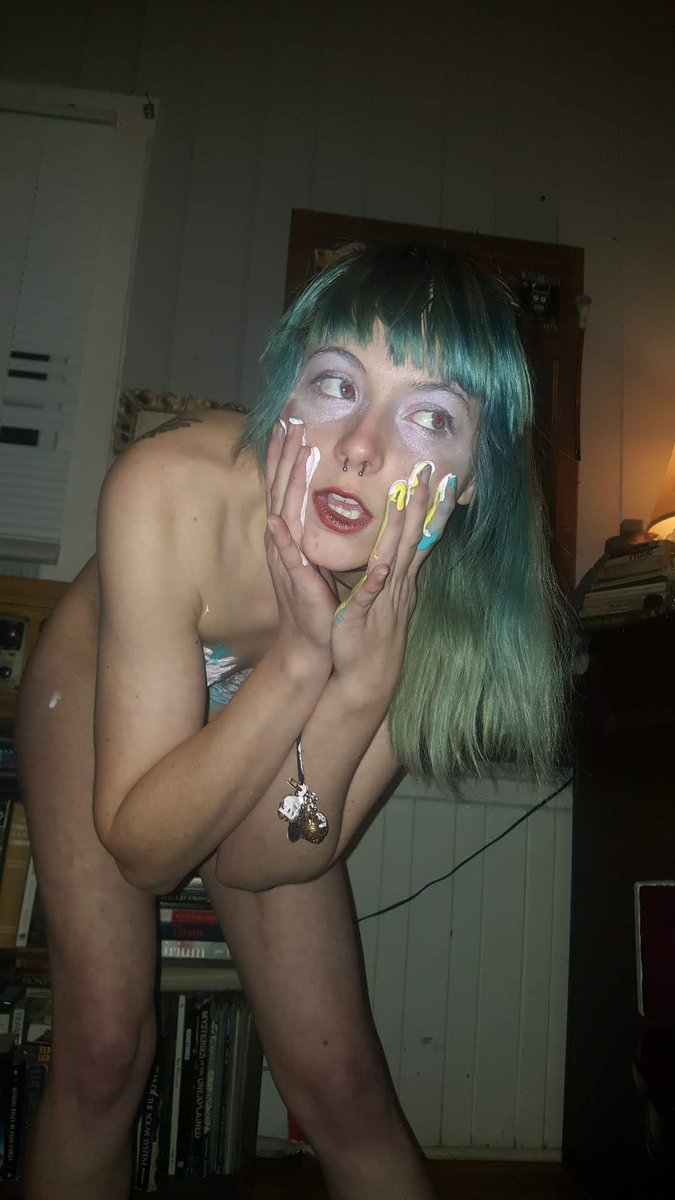 TadaThalia's tweet photo. I wanna spoil you guys this Halloween 🥰😘✨💕Cum join my onlyfans for only $4 a month!!!! 80% off only for the next week 💕✨#sexy #sexworker #cute #butt #booty #bum #OnlyfansHoe #onlyfan #coloredhair #gothgirl #punkgirl #bluehair #paint #bodypaint #noods #tips https://t.co/0YZhQHKllV