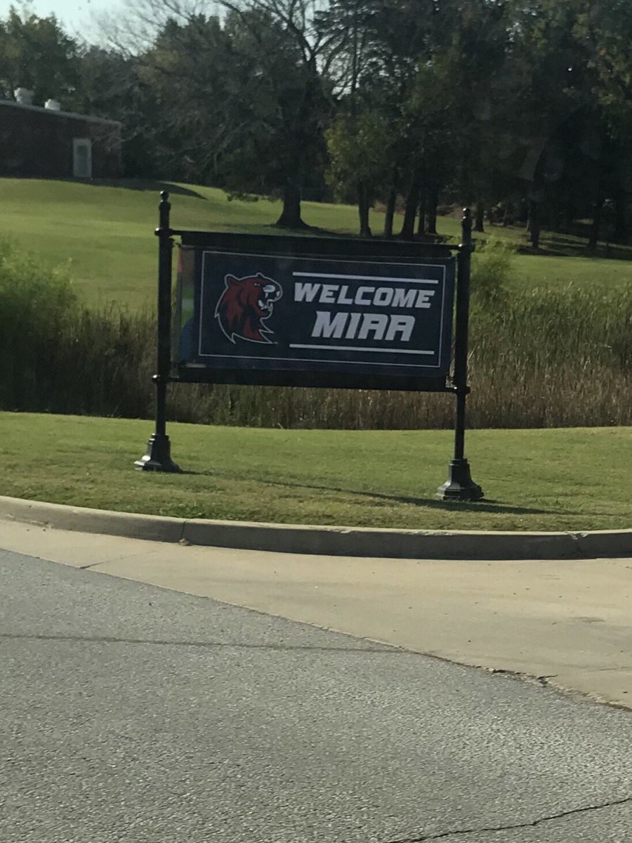 Happy to be on campus today <a href="/RSUHillcats/">RSU Hillcats</a> with our <a href="/TheMIAA/">The MIAA</a> Membership Assessment Team!
#BringYourAGame