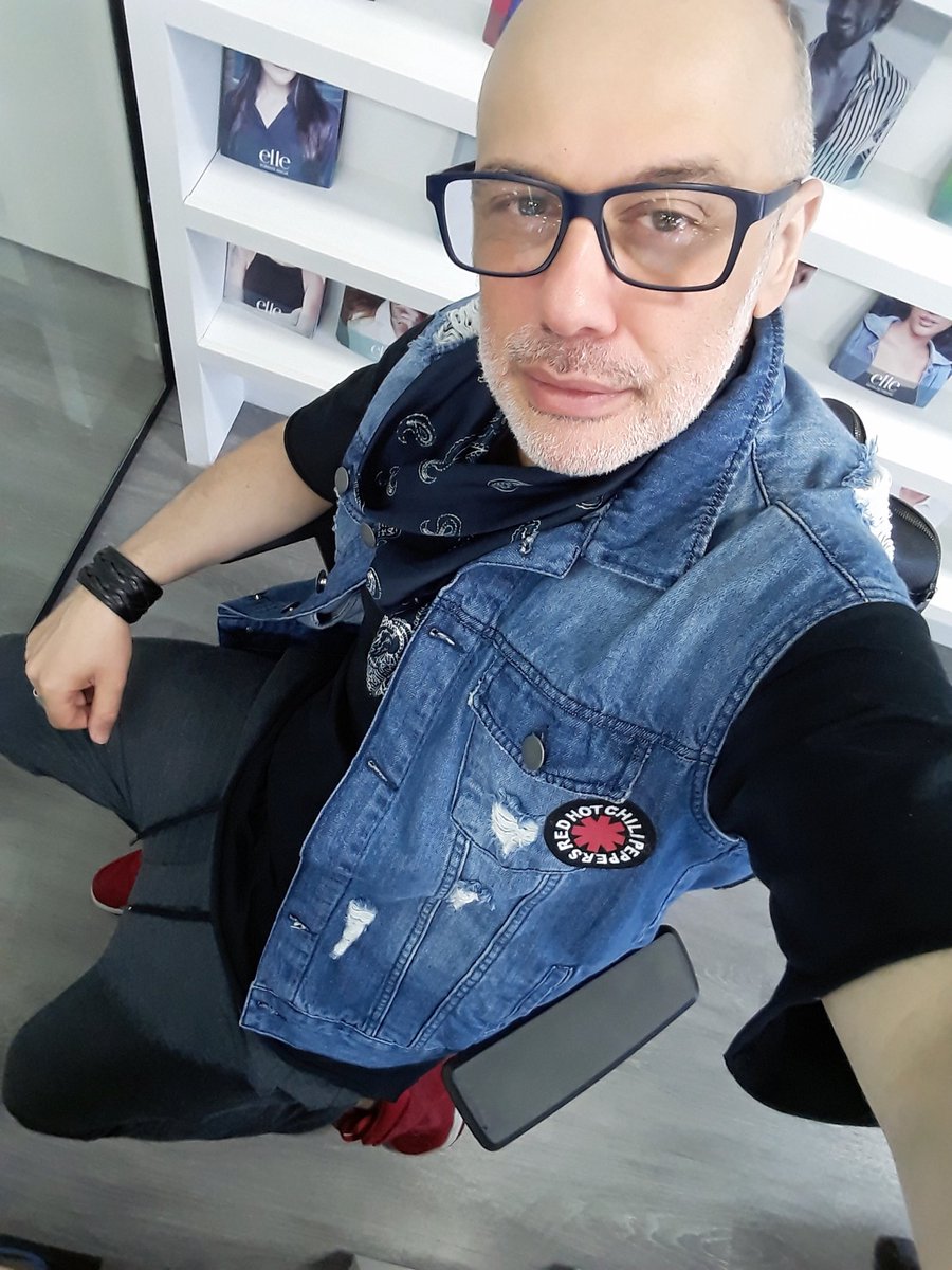 marcostosti1's tweet photo. #life #lifestyle #gaygay #gayfashion #gayguy #bearsgay #barbudos #bearsgay #ursoslindosdobrasil #bearsself #bearsstyle #mundogay #beard #bearsself #bearsstyle #BeardGang #beardtwitter #beardaddy #beardgay #BEARDS #BeardGang #gays https://t.co/0oumkZY2PT