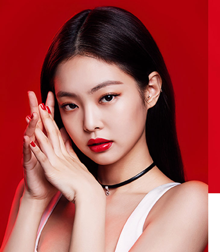 Jennie and red lipstick = perfection