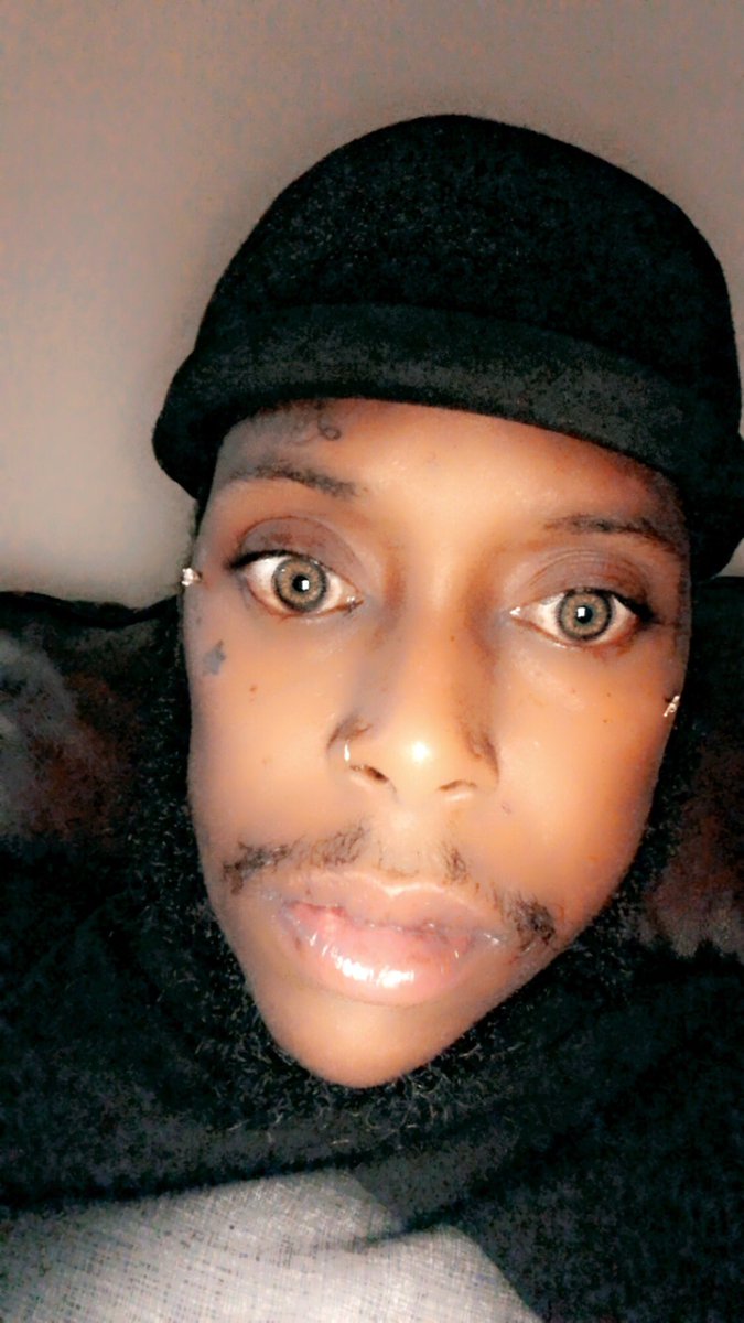 LushReal's tweet image. 