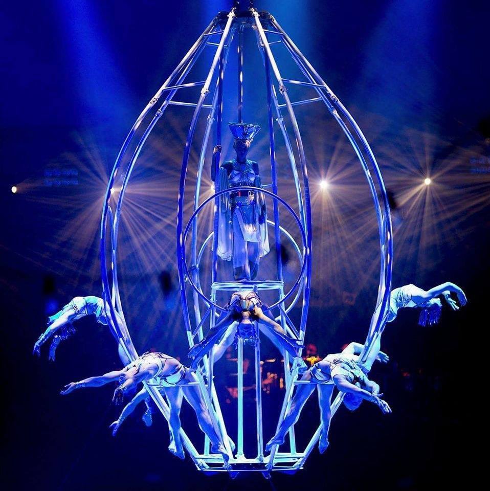group_greystone's tweet photo. Les Farfadais is the only cirque company, who in the summer of 2020 successfully completed 4 outdoor productions with a Covid friendly protocol. To find out if this may be right for your venue NOW connect with us. #amwwaa2020 @farfadais https://t.co/rmk1my1hwt