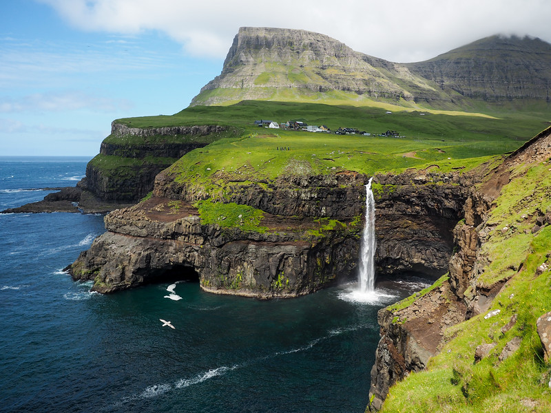 DangerousBiz's tweet photo. 6 Reasons to Add the Faroe Islands to Your Travel Bucket List - https://t.co/FeH3xZ2HmS #FaroeIslands #TravelInspiration https://t.co/LLgp3EMup2