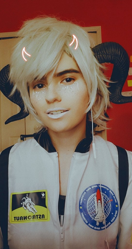 SunshineBoi0214's tweet photo. More of my Among Us cosplay! 
#amongus #trap #femboy #demon #imposter #sus https://t.co/Iwmv47Ed1N