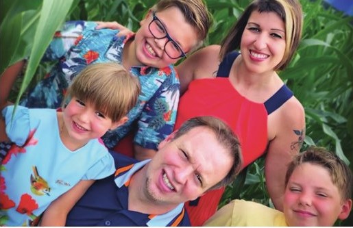 WeAreBouMatic's tweet image. Découvrez en quoi notre robot de traite double box BouMatic a facilité le travail de l&apos;exploitation familiale Patroy &amp;amp; fils à St-Joseph-de-Beauce, Canada.
ow.ly/qbUL50BM5ky

#GentlyQuicklyCompletely #Milkingrobot #Milkingautomation