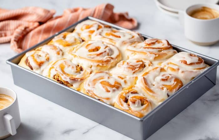 bakingaddiction's tweet image. #AD  Make these pumpkin spice cinnamon rolls the night before and pop them in the oven on a cozy autumn morning for a breakfast the whole family will love. Sponsored by Fleischmann's Yeast
mybakingaddiction.com/pumpkin-spice-…