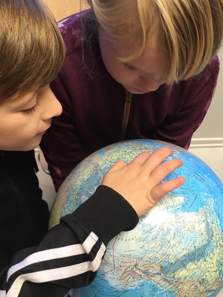 Statsbudsjettet satser på ideelle skoler😊 <a href="/virke_no/">Virke</a> har fått flere viktige gjennomslag i #statsbudsjettet for de ideelle skolene. Blant annet økes kapitaltilskuddet for friskoler med 15 mill. kroner og friskolene får for første gang tilskudd til sin drift av SFO. <a href="/MrsIngerHelene/">Inger Helene Venås</a>