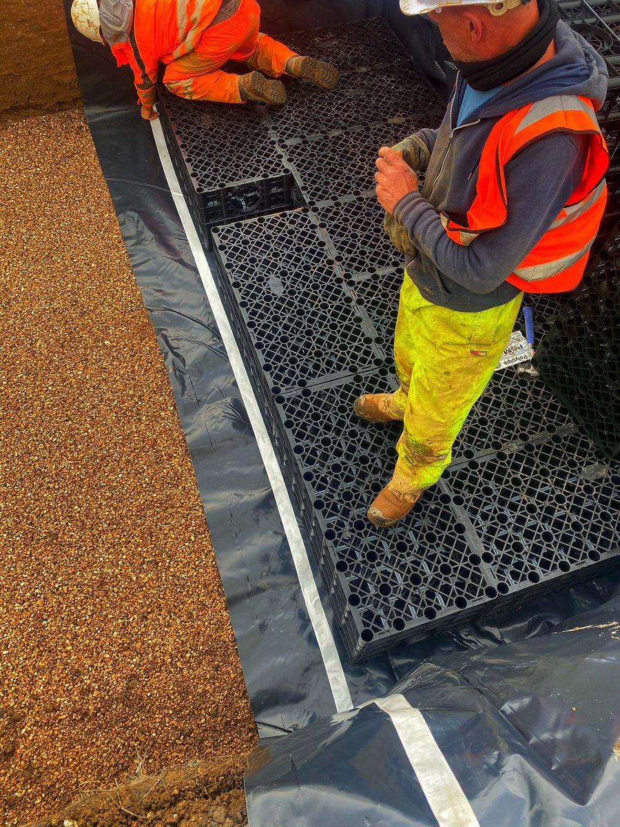 King’s Lynn Construction Ltd tweet media