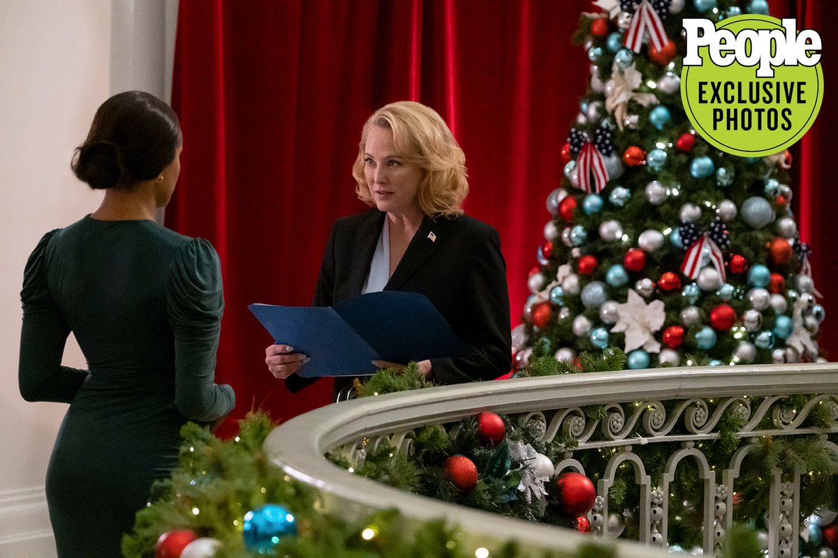 KATGCRAVE's tweet photo. 📷: More photos of @KatGraham in Operation Christmas Drop https://t.co/E5xjwtVt7i