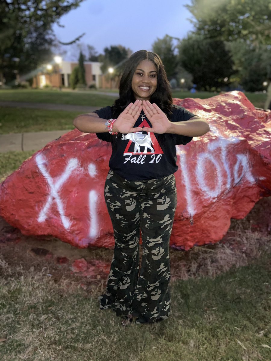Dakeiaaaa's tweet photo. Require UNRESTRICTED access to anything I set my mind to 🔺🐘

That is why I’m the DEUCE of this STORM &amp; will FOREVER be known as unREDserved 🐣🐘🔥

OOOOOO-OOP❤️

#fall20 #DEUCE #ΞΙ #AOML #deltasigmatheta #firstdayowt #pyramids #dst1913 #theREDZ #dst #blm #uscu https://t.co/RmzUcegpnm