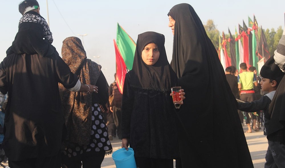 Mehre_mahdavi's tweet photo. Arbaeen is experience of live in the post-Appearance of the Savior era,
The days full of love and kindness between people

#Arbaeen2020
#مهر_مهدوی https://t.co/Un8A5A6IuK
