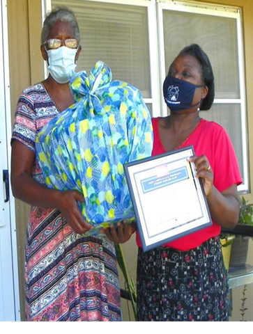 LaurelHousingMS's tweet photo. Congratulations to Arco Lane Resident Sylvia McNair for being inducted into our Strong Families Club for exemplifying community concern &amp; economic empowerment by helping to make sure people have a supply of PPE during #COVID19.

#HousersAtWork #LaurelHousingMS #HousingIs https://t.co/fvqYrqH2Ki