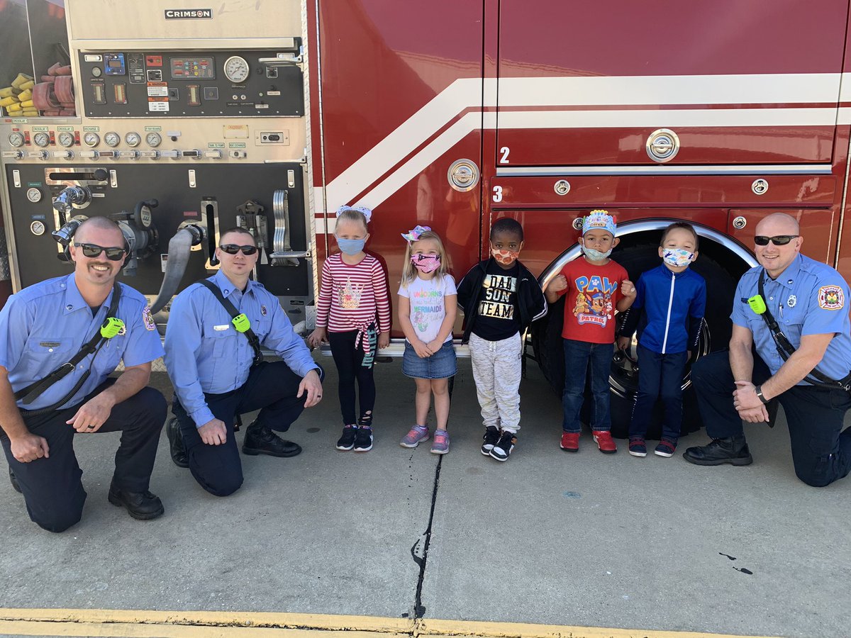 PBKinderMules's tweet photo. Surprise Fire Drill with the Poplar Bluff Fire Department https://t.co/ZcOc5oNV9o