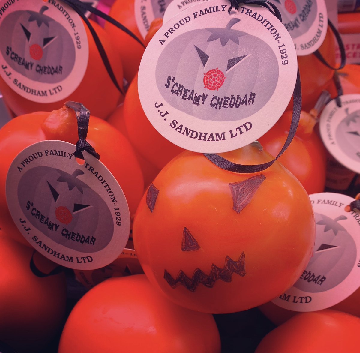 We have these fantastic S’creamy cheddar pumpkins from @SandhamCheese in the counter £4 or 3 for a tenner ! Won’t rot your teeth either 😉#TrickORTreat #haloweencheese #lovelancashire #supportlocal