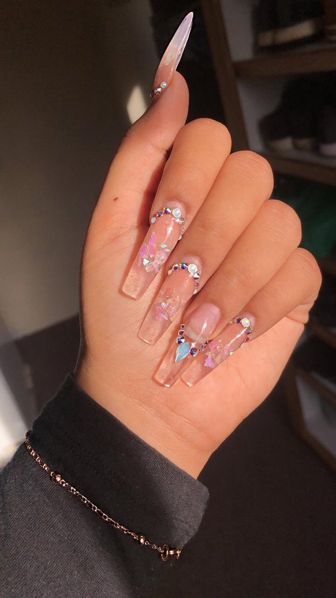 omisnails's tweet photo. 4weeks in tact ❤️ #clientpics #Growth #nailsofinstagram #omisnails #TrinidadandTobago #workingfromhome #salon #BlackTwitter https://t.co/tl6XJTekq4