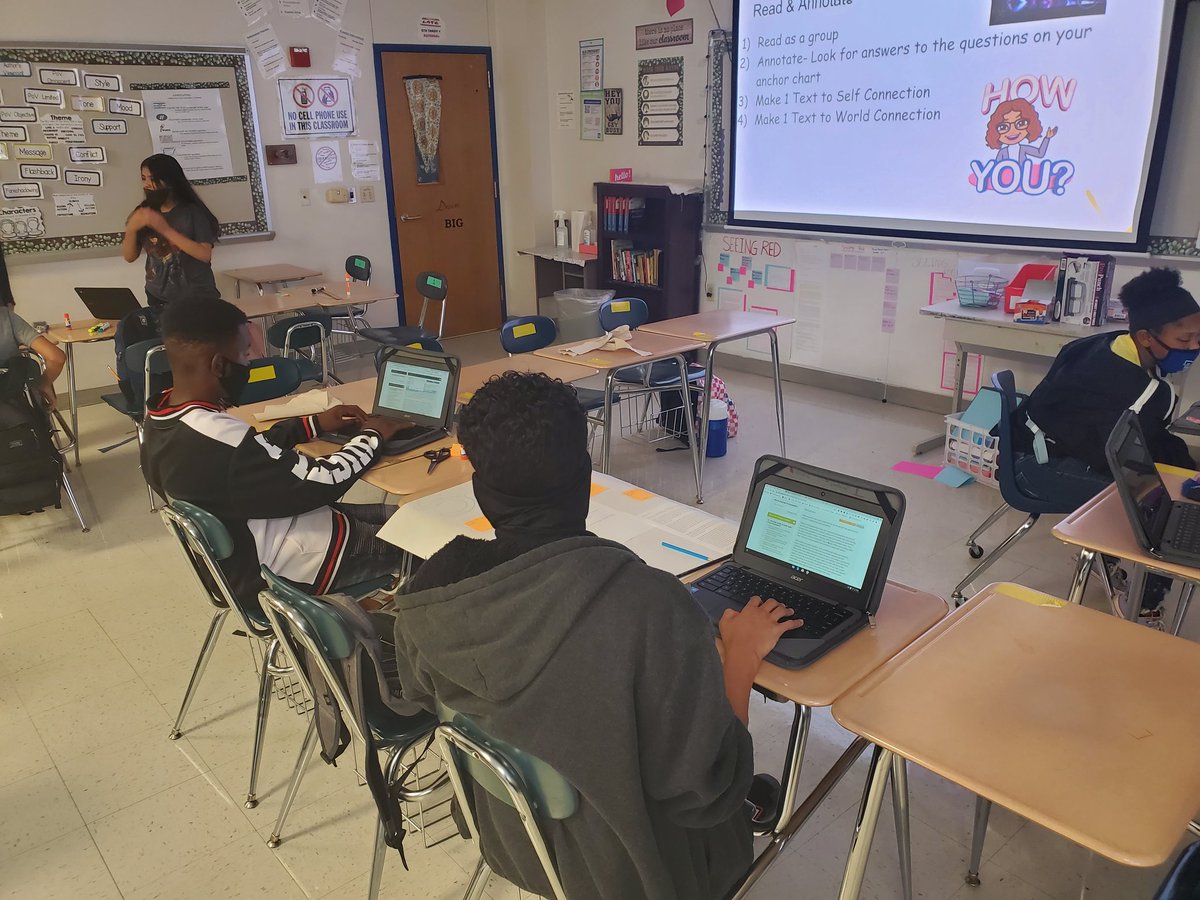 aojvoice's tweet photo. One of my goals this year is for students to communicate and collaborate on topics that interest them. #TextTalk  #MakingConnections #WednesdayVibes #studentvoice #studentchoice https://t.co/cQyksOSA01
