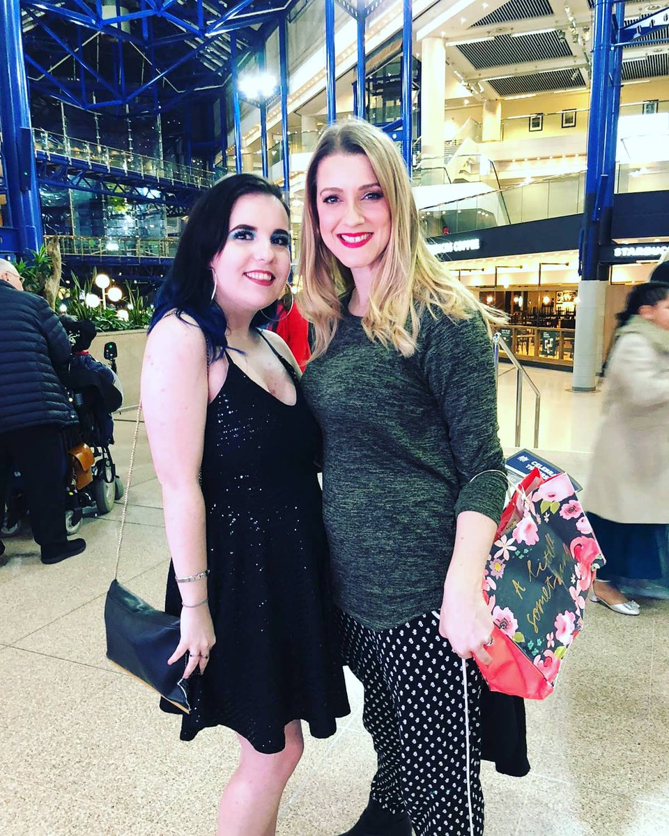 itssshol's tweet image. #morethanviable #notlowskilled how can an industry that puts out so much love into the world, not recieve that love back?