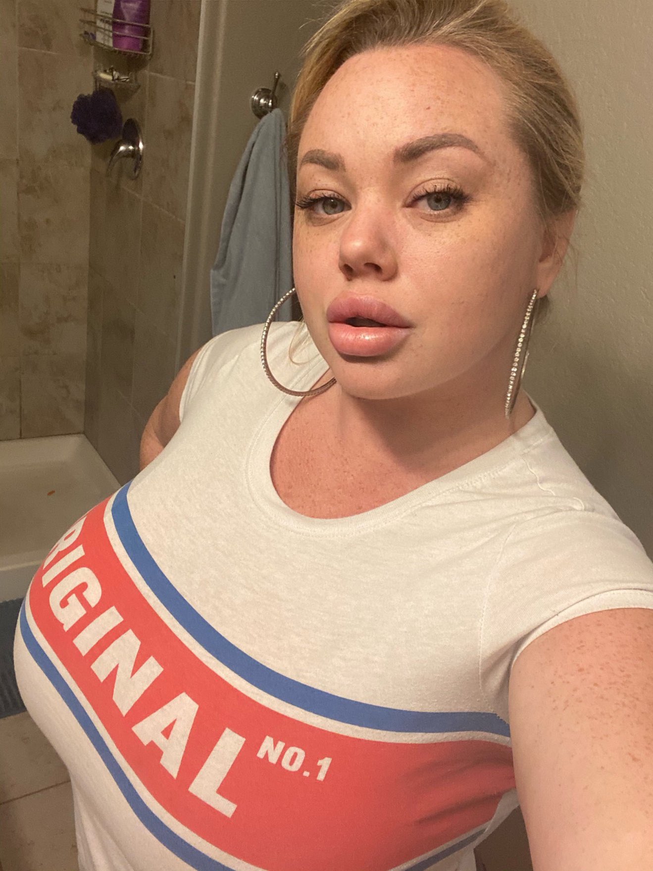❤️ if you’d still fuck me with no makeup on https://t.co/4tEwjMeldn