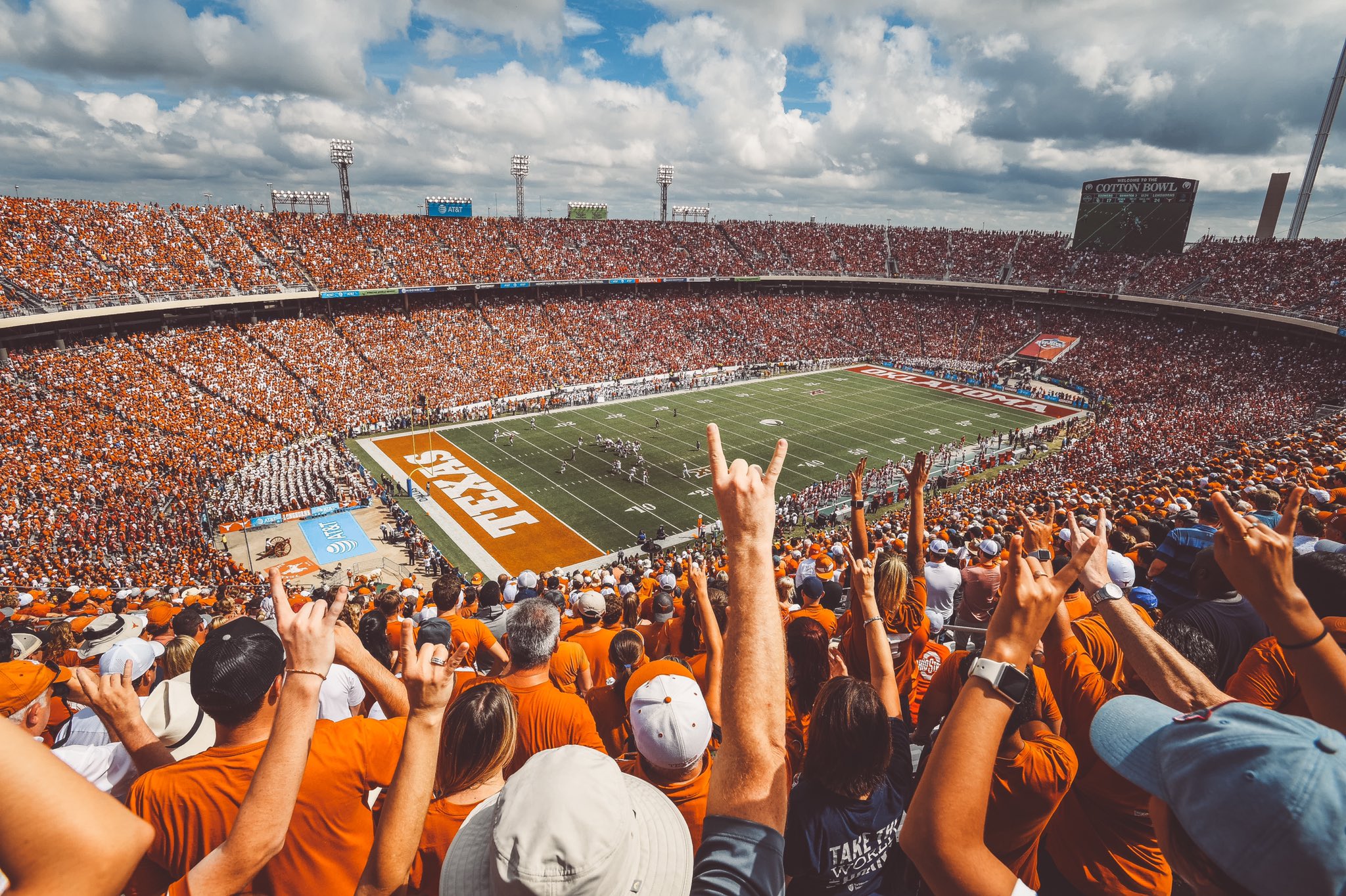 Ejvz9RkXgAAsFhG?format=jpg&name=large