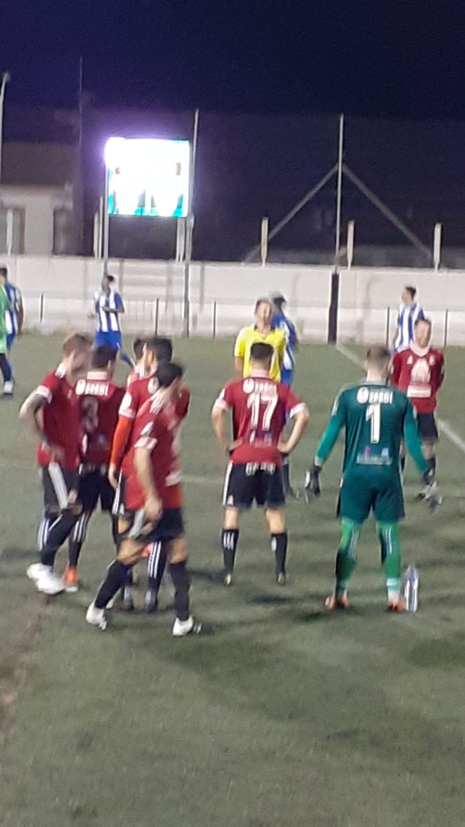 COPE_Lorca_'s tweet photo. Antes de llegar al descanso el @pulpileatletico puso el [2-0] obra de @Javi_Manza_4
En Huércal Overa arranca el partido
@HuercalOveraCF 0
@aguilas_fc 0 https://t.co/v0br4J7akE