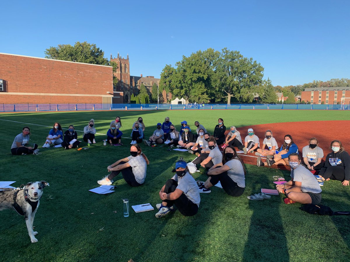 DAY 3 of team bonding week...the amazing chase challenge 😝followed by goal setting for the 2021 season 💪🏼💯
