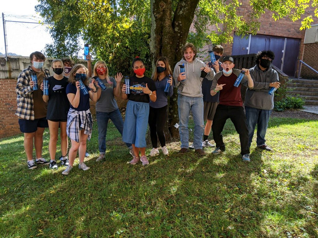 Huge thank you to <a href="/Uchoosekindness/">Ramona Dew</a> for the reusable water bottles! BHS students are using less disposable plastic and staying hydrated. #savetheplanet